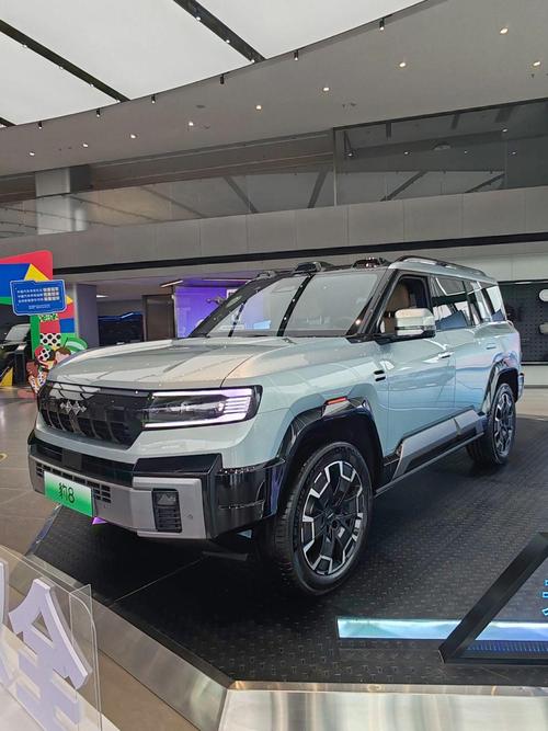 东莞161比亚迪方程豹硬派越野的爆款，英菲尼迪35周年与你共成长